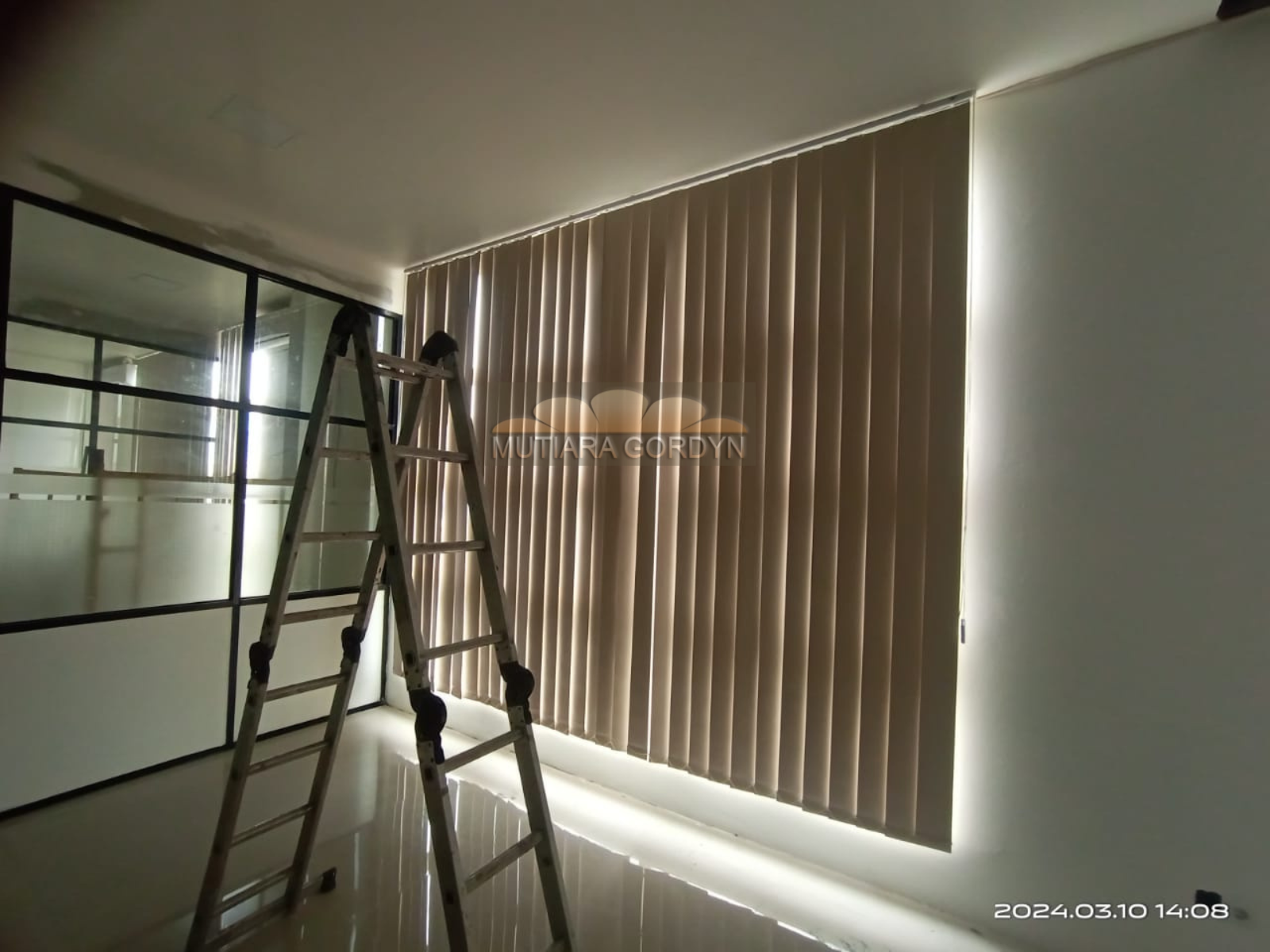 Gorden Minimalis Pejaten | Jual Roller Blind, Wooden Krey Kayu