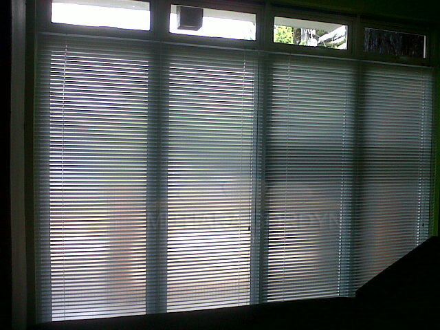 Toko Gorden | Jual Pasang Vertical Blind | Roller Blind Ciracas dan Cibubur 